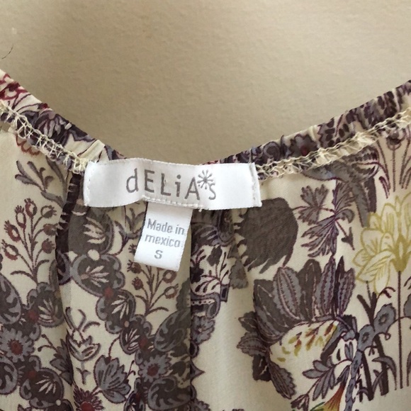 Delia’s floral purple sinched scoop neck top, long sleeve Size Small - Picture 4 of 6